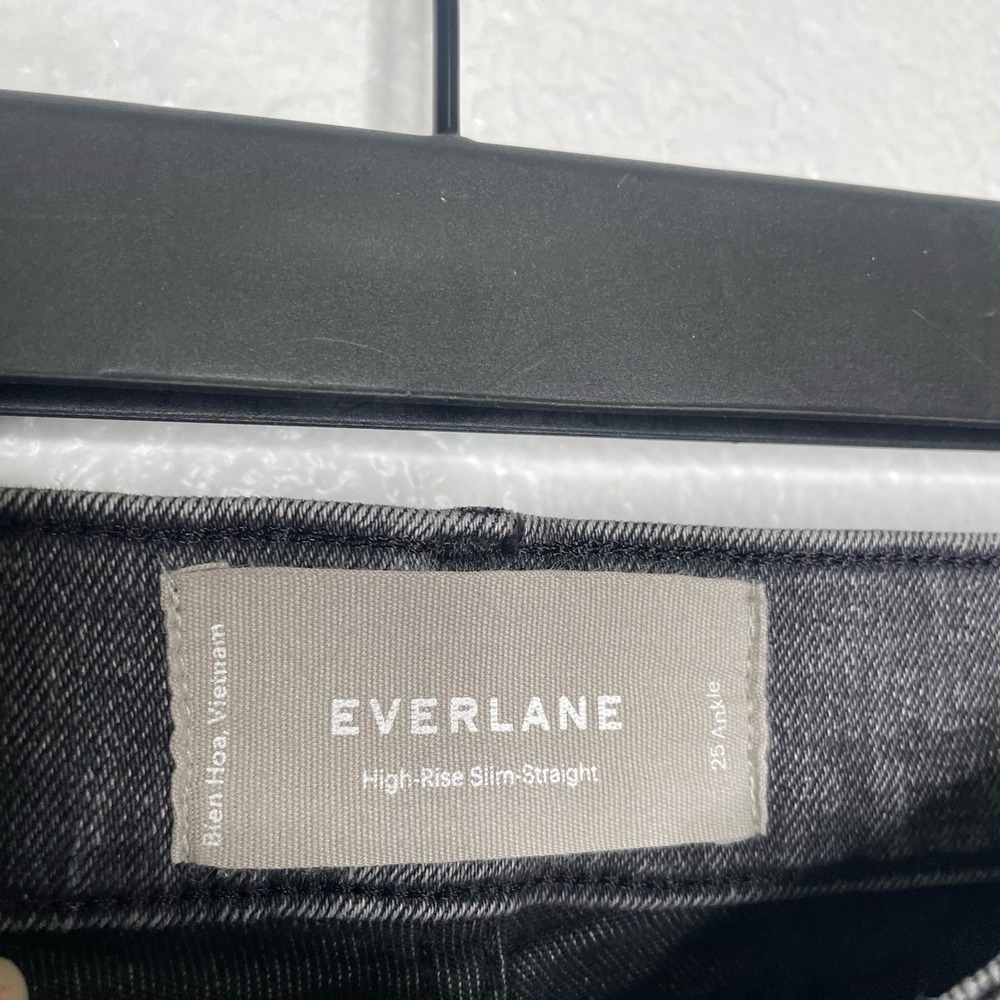 Everlane High-Rise Slim-Straight Ankle Jeans Charcoal Grey Size 25 Ankle - Picture 3 of 14